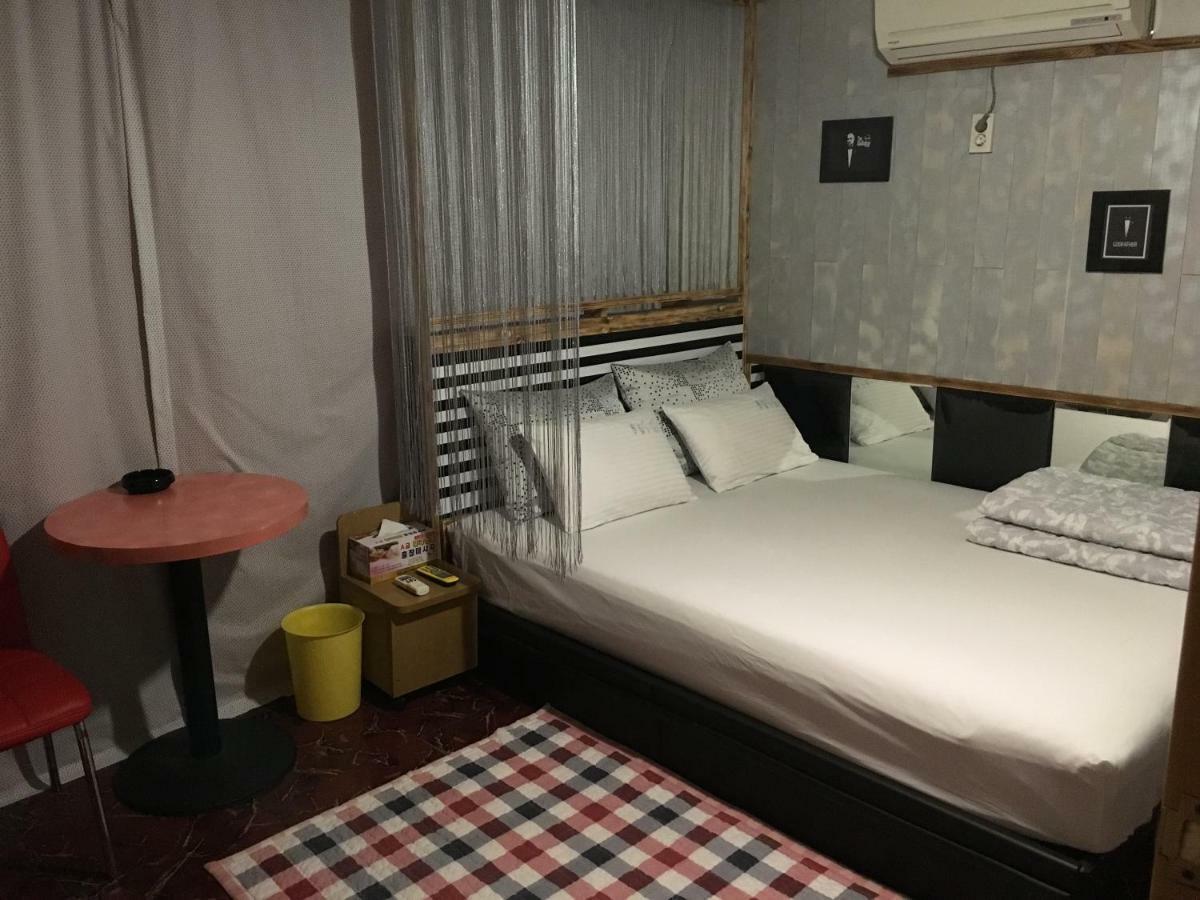 Coin Motel Ciudad Metropolitana de Ciudad Metropolitana de Busan Exterior foto